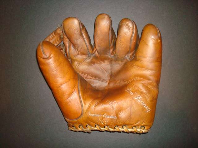 Lou Finney Ken Wel 542 Front